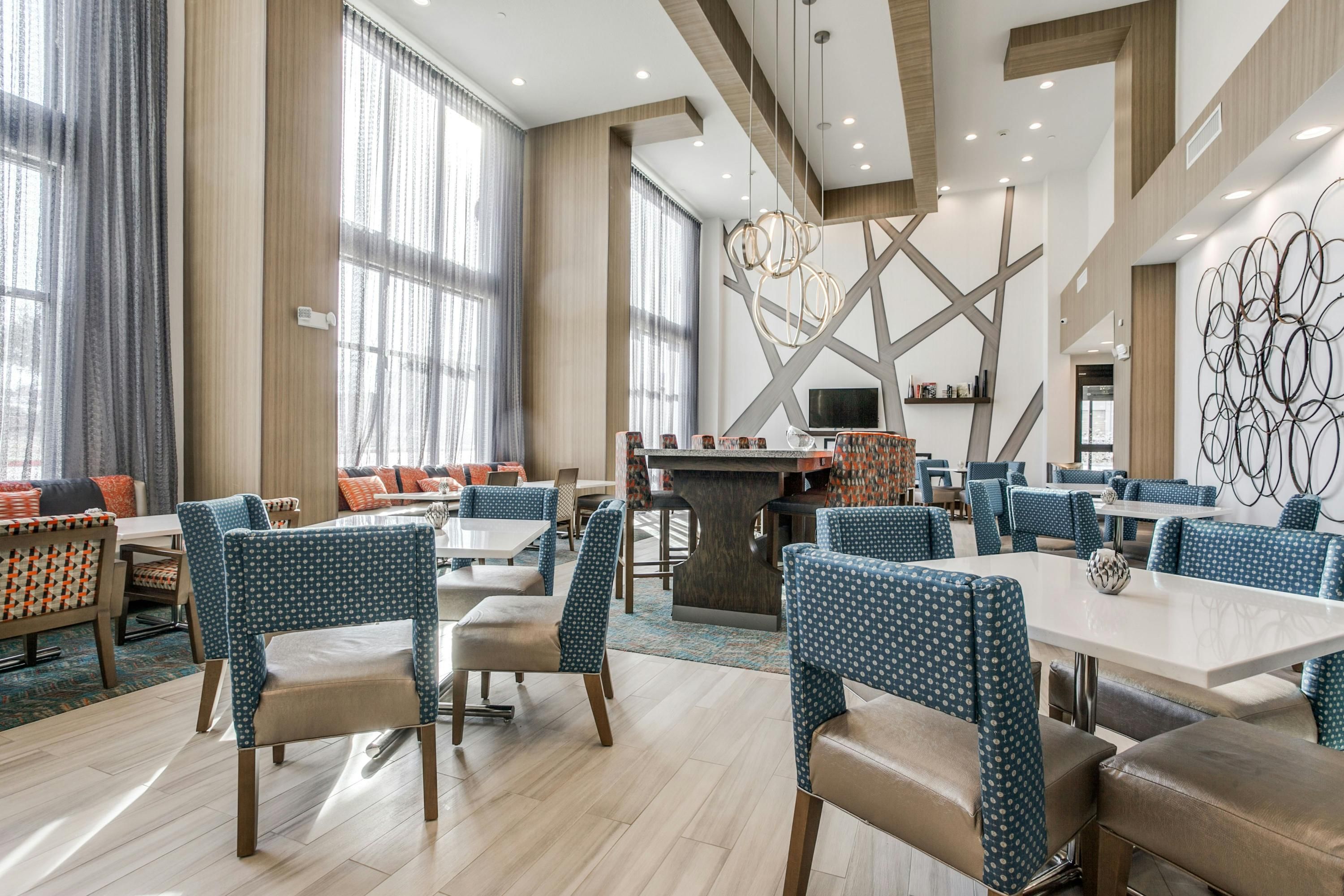 Hampton Inn & Suites North Dallas Central Expy - Dallas - Restaurante