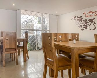 Casa Hotel Alpes Bogota Polo Club - Bogotá - Comedor