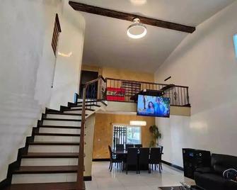 charming house with a paradise - low cove - Ensenada - Stairs