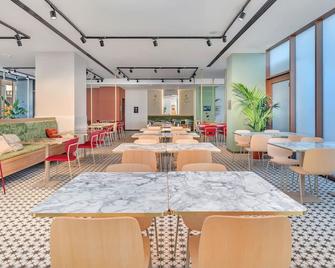 B&b Hotel Venezia Laguna - Benátky - Restaurace