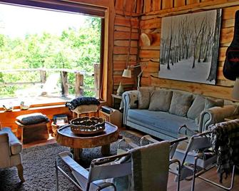 Beautiful Lodge for six in Conguillio National Park - Melipeuco - Sala de estar
