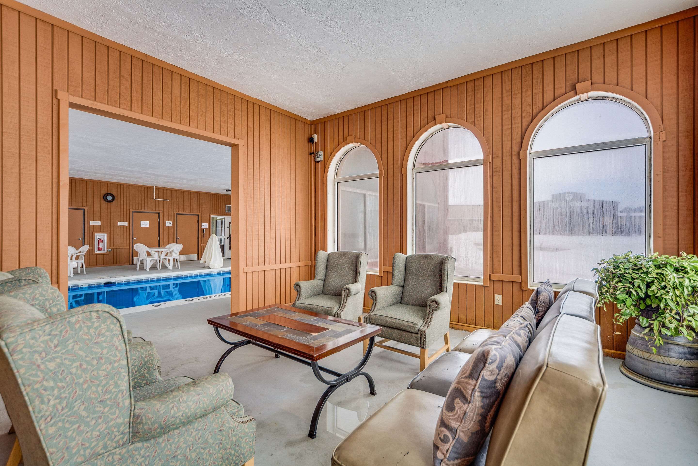 Living room view of Quality Inn