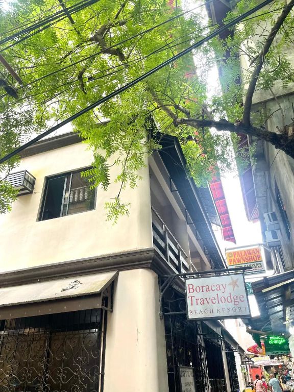 Boracay Courtyard Beach Resort