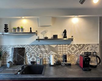 Le Moderne - La Chapelle-Saint-Luc - Cocina