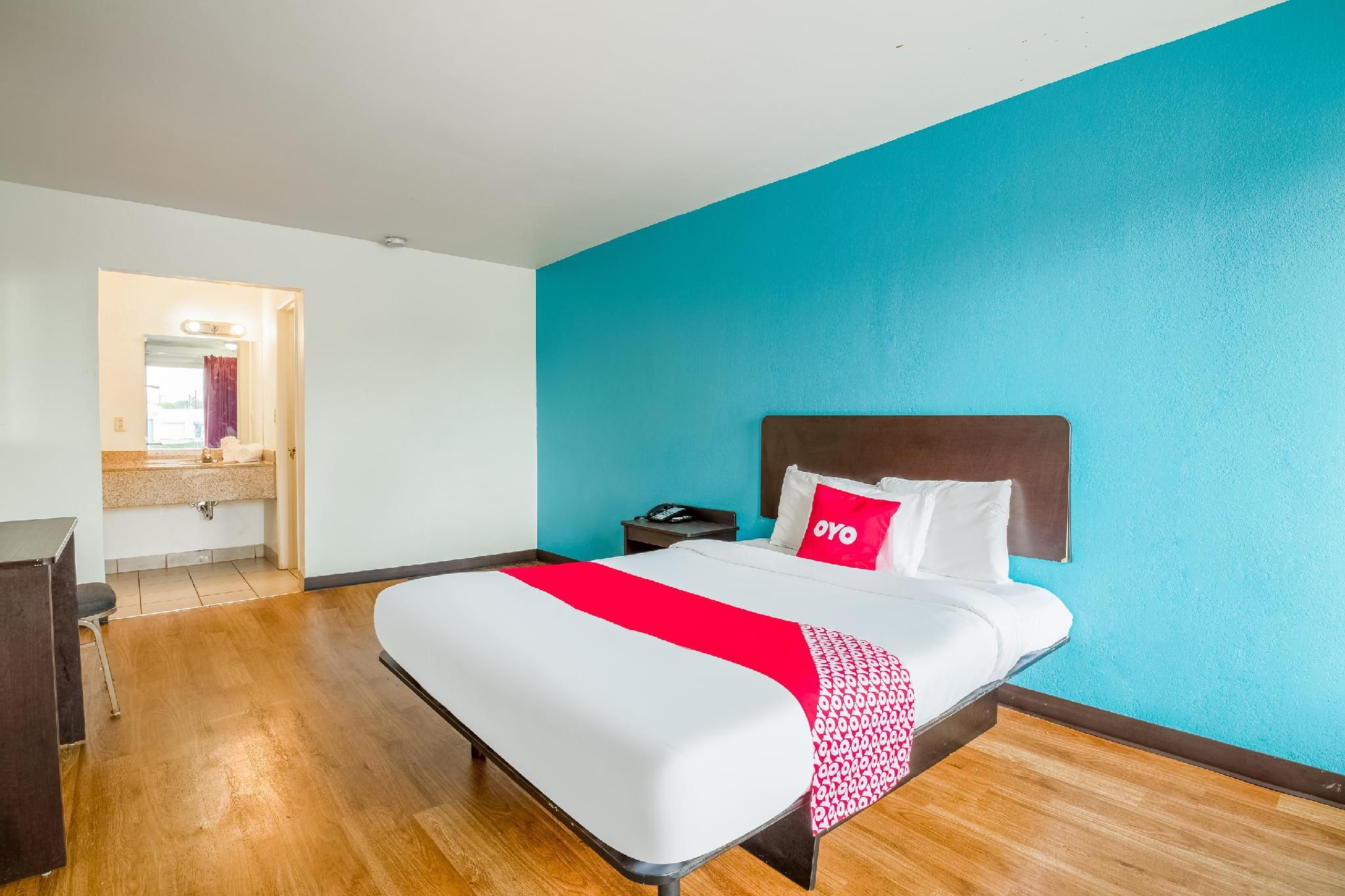 Hotel St. Louis Lambert Airport