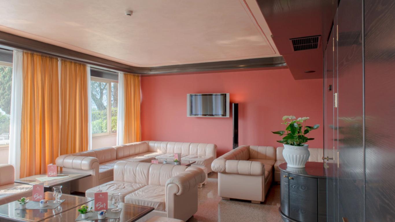 Hotel Drago - Garda Lake Collection