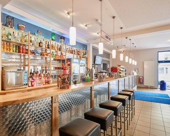 إيه آند أوه آخن هاوبتباهنهوف - اتشن - بار