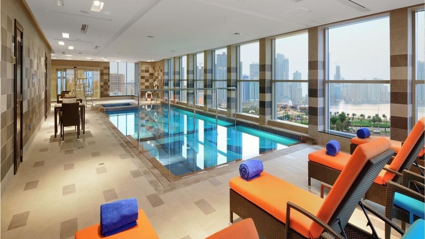 Al Majaz Premiere Hotel Apartments