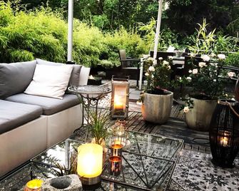 Villa Adelees Boutique Hotel - Alsfeld - Patio