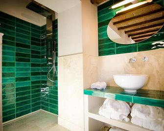 Dimora Dell'Erbe Rooms - Montepulciano - Baño