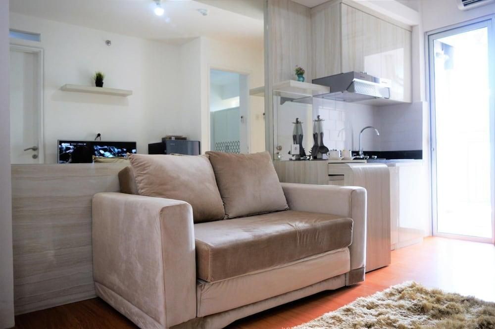 Travelibu @ Bassura City Apartment - Yakarta - Habitación