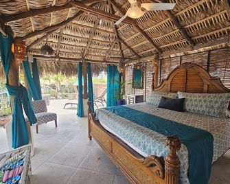 Cabo Inn - קאבו סן לוקאס - חדר שינה