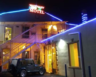 Waterbury Big Apple Motel - Waterbury - Edificio