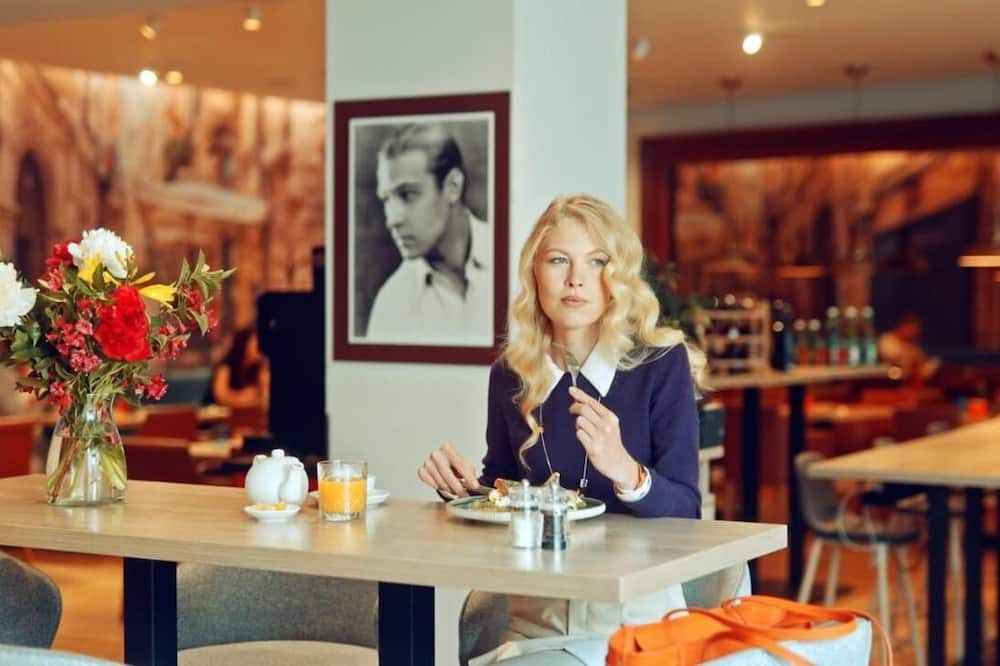 Plaza Prague Hotel