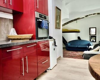 Budget apartment in the centre of Sauve - Sauve - Sala de estar