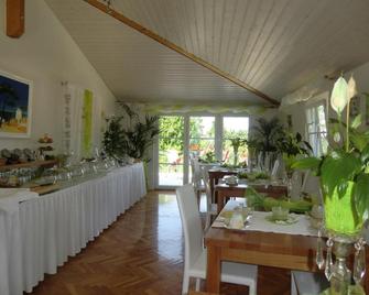 Haus Marija M - Badenweiler - Buffet