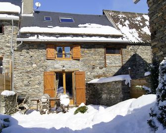 Typical Pyrenean Chalet Barn, Enclosed Garden, 5 Mins From Luchon - Antignac - Edificio