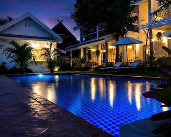 chic stay hana - Luang Prabang - Piscine