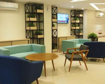 Nite & Day Laguna Bintan - Tanjung Pinang - Lobby