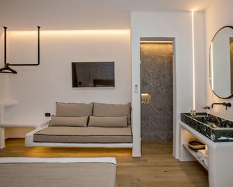 Levantes Luxury Suites II - Tinos - Living room