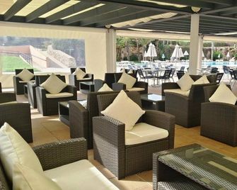 Bimbolla Apartaments - Punta Prima - Restaurante