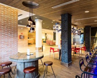 Micampus Leganés Student Residence - Leganés - Bar