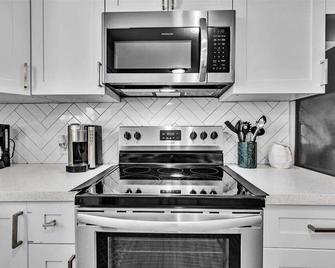 3Bed Modern Home Family Friendly Heated Pool - Fort Lauderdale - Kök