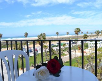 Hotel Oasis - Conil de la Frontera - Balcón