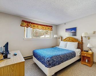 Ski-in/ski-out condo with shared pool & hot tub - steps away from ski lift - Newry - Sala de estar