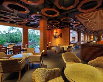 Araliya Beach Resort & Spa Unawatuna- Where you meet the sea all year - Унаватуна - Лаунж