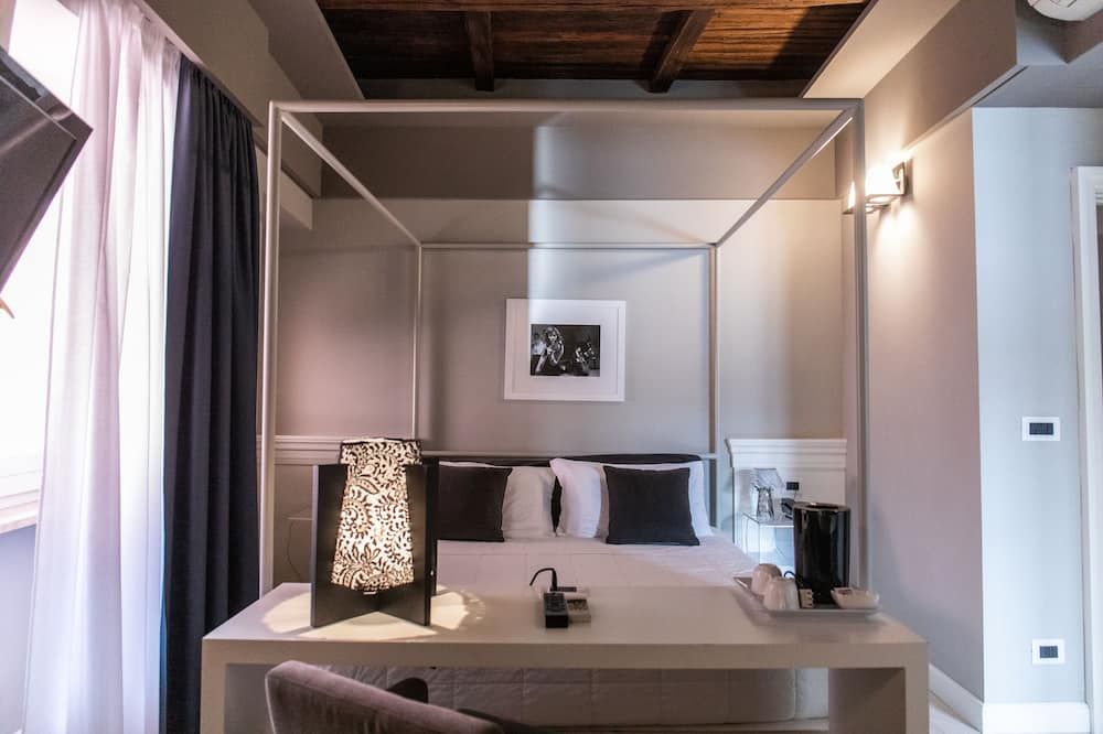 هوتل كليتونو - سبوليتو - غرفة نوم