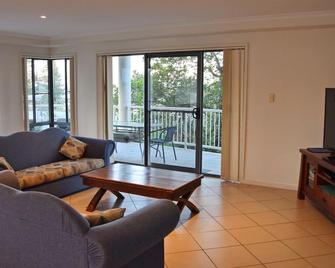 Jubilee Apartment 12 - Bring your own linen - South West Rocks - Wohnzimmer