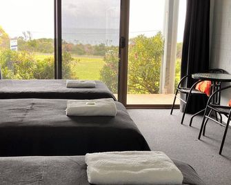 61 Ocean Road Motel - Skenes Creek - Soverom