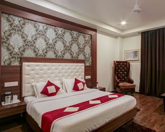 Hotel The Royal Krishna - Katra