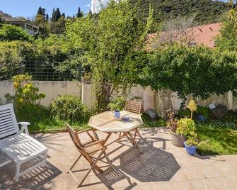 Awesome Home In Oletta - Oletta - Innenhof