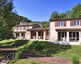VVF Pyrénées Canigou - 2 Room Apartment 6 People 1 baby Ground floor - Prats-de-Mollo-la-Preste - Будівля