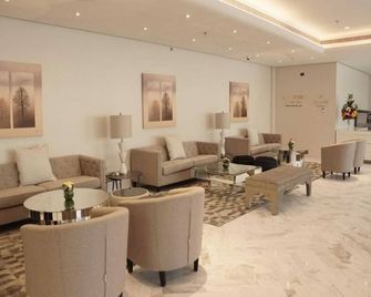 Belvilla Luxury Downtown Adliya Formerly Jewel Hotel - Manama - Lounge