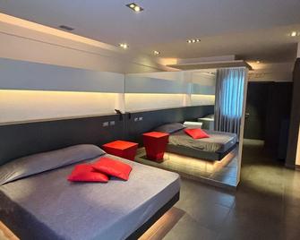 Darfla - Pozzuoli - Habitación