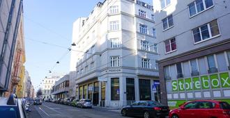 Dauntown Rooms - Vienna - Building