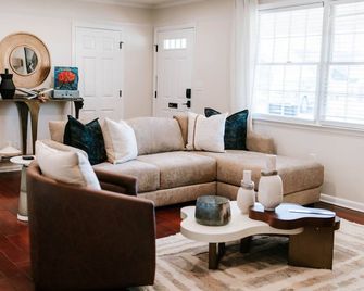 Cozy 3br Vidalia Retreat by Mhm Properties - Vidalia - Huiskamer