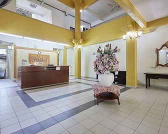 Terengganu Equestrian Resort - Kuala Terengganu - Lobby