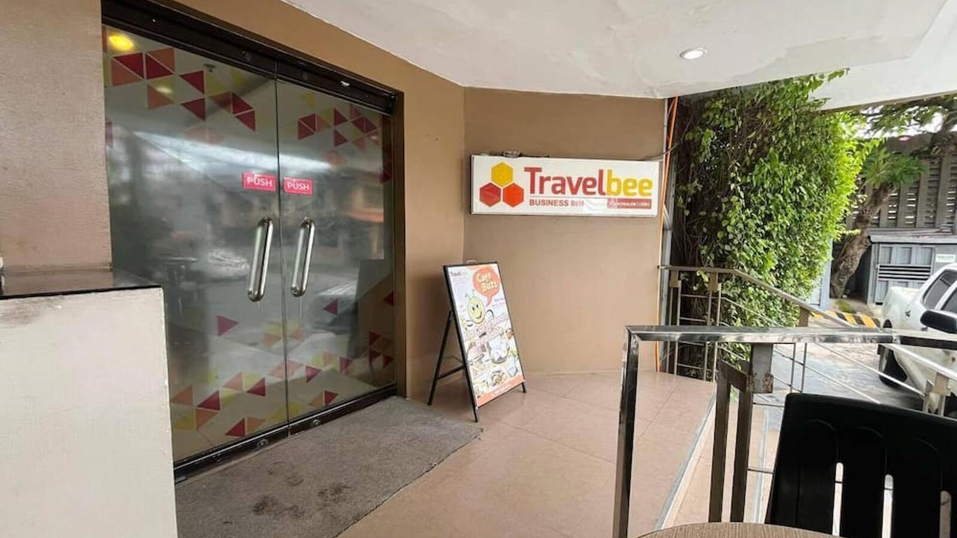Travelbee Business Inn