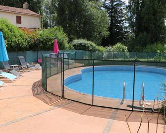 Cottage \'Les Hirondelles\' - La Tardière - Piscina
