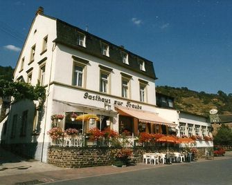 Gasthaus Zur Traube - Hatzenport - Gebäude