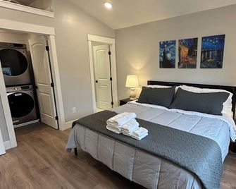 Modern Retreat with All the Essentials - Salt Lake City - Bedroom