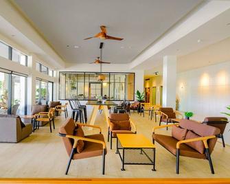 The Rich Hotel - Nakhon Ratchasima - Lobby