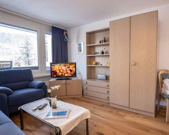 Chesa Corvatsch 111 - Champfer / 2 pax - Silvaplana - Wohnzimmer