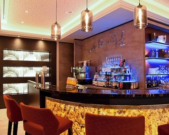 Parkhotel 'Am Schänzchen' - Andernach - Бар