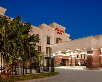 Hampton Inn Victoria - Victoria - Edificio