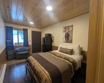 Saganaga Lodge - Maple Hill - Slaapkamer